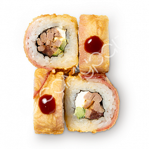 Жареный ролл с бужениной  и беконом