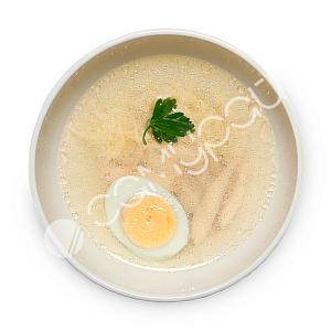 Куриный бульон с лапшой ,яйцом и куриным филе